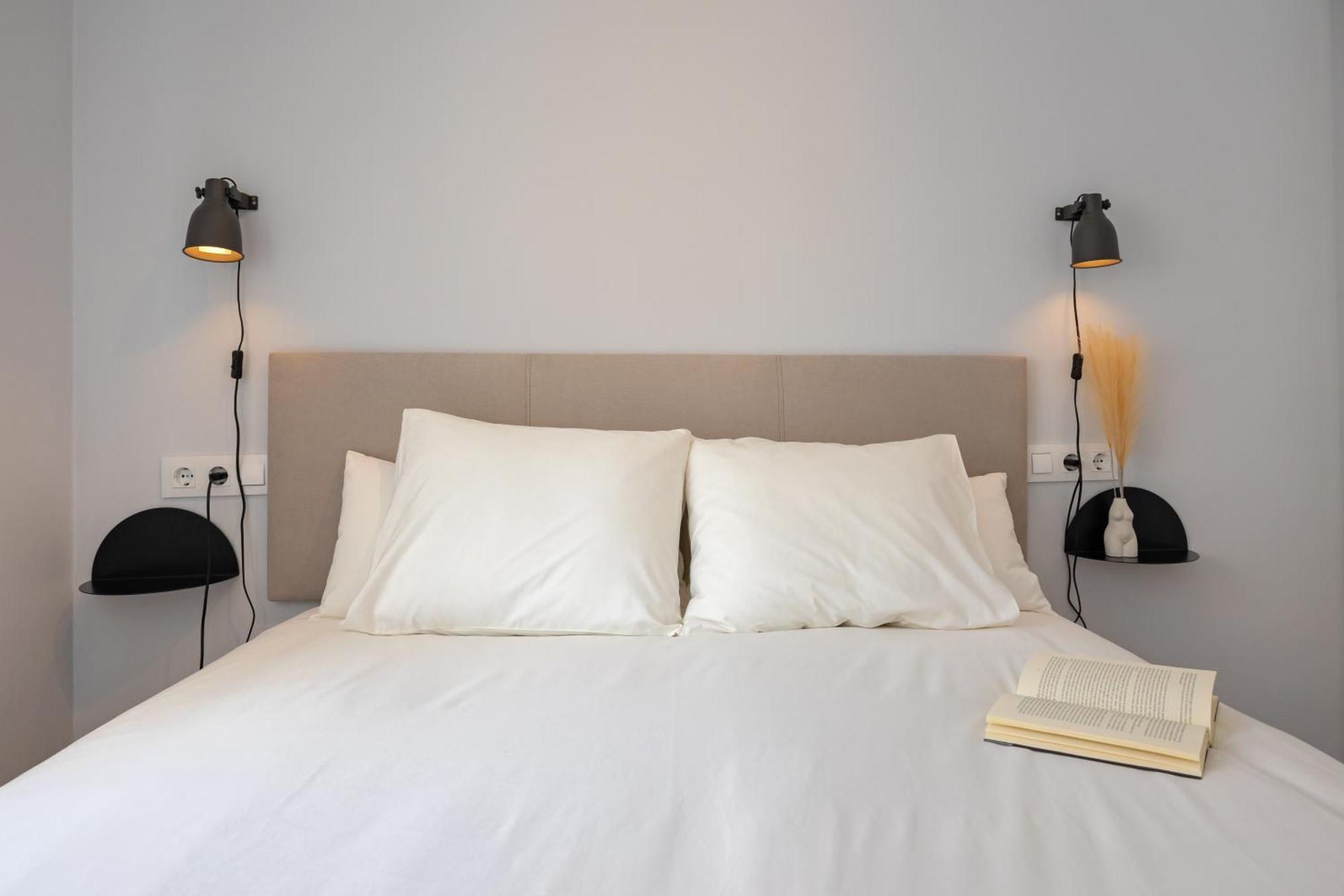 Charming 2 Bedroom Apartment At Iconic Triana Neighborhood By Ocityzen Sevilla Bagian luar foto