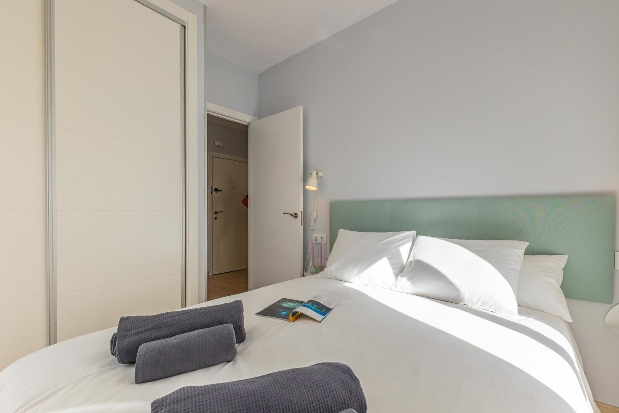 Charming 2 Bedroom Apartment At Iconic Triana Neighborhood By Ocityzen Sevilla Bagian luar foto